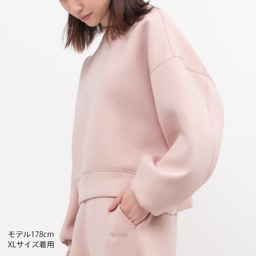 デスクワーク スウェット スエット ウェルネス ウェア カジュアル 秋 秋服 冬 冬服 おしゃれ リカバリー レディース トップス 疲労軽減 ベージュ スモークピンク パーカー 快適 回復 着心地 ワンマイルウェア コンディショニング 外出時 家事 着心地 リモートワーク トップス