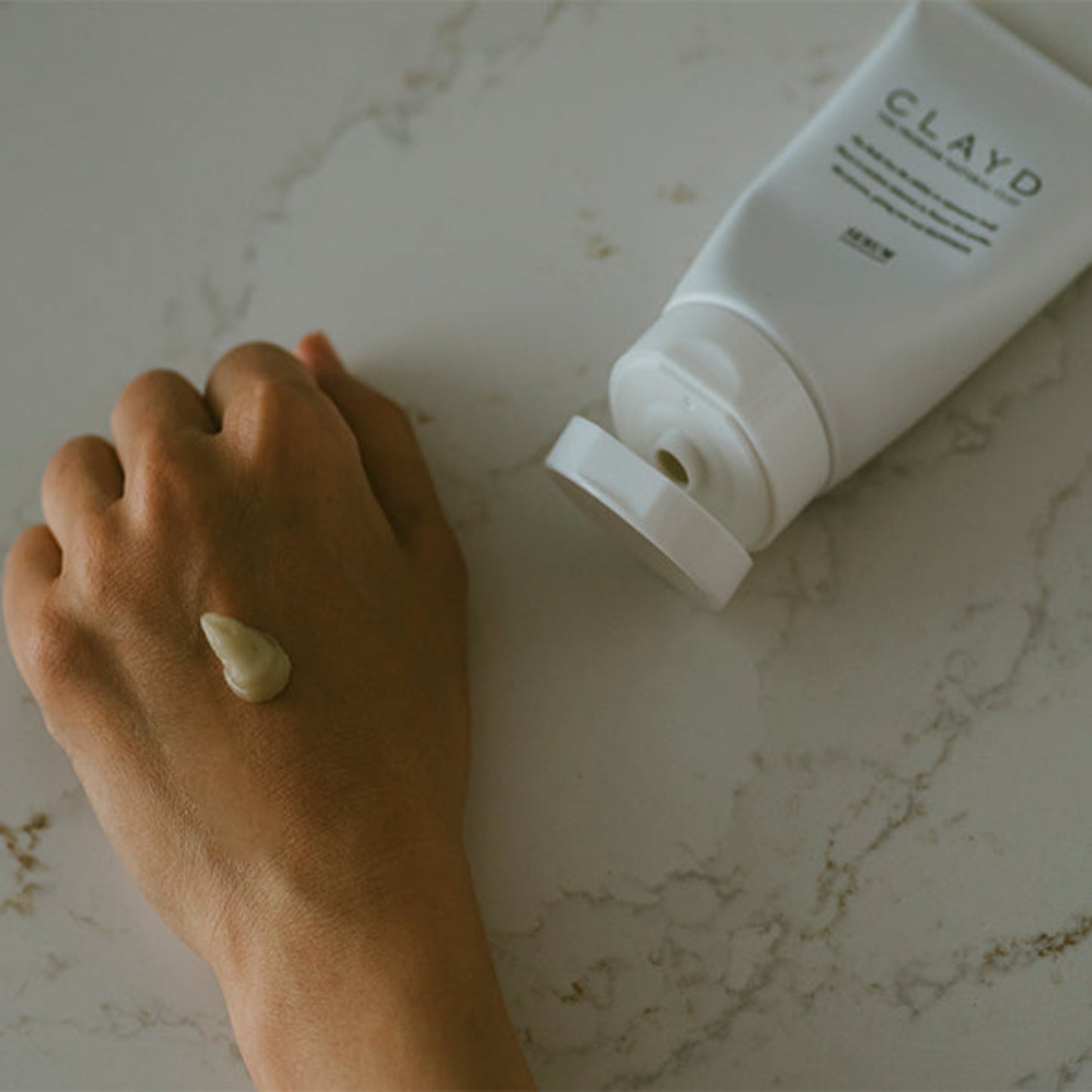 BODYTREATMENT SERUM CLAYD / クレイド