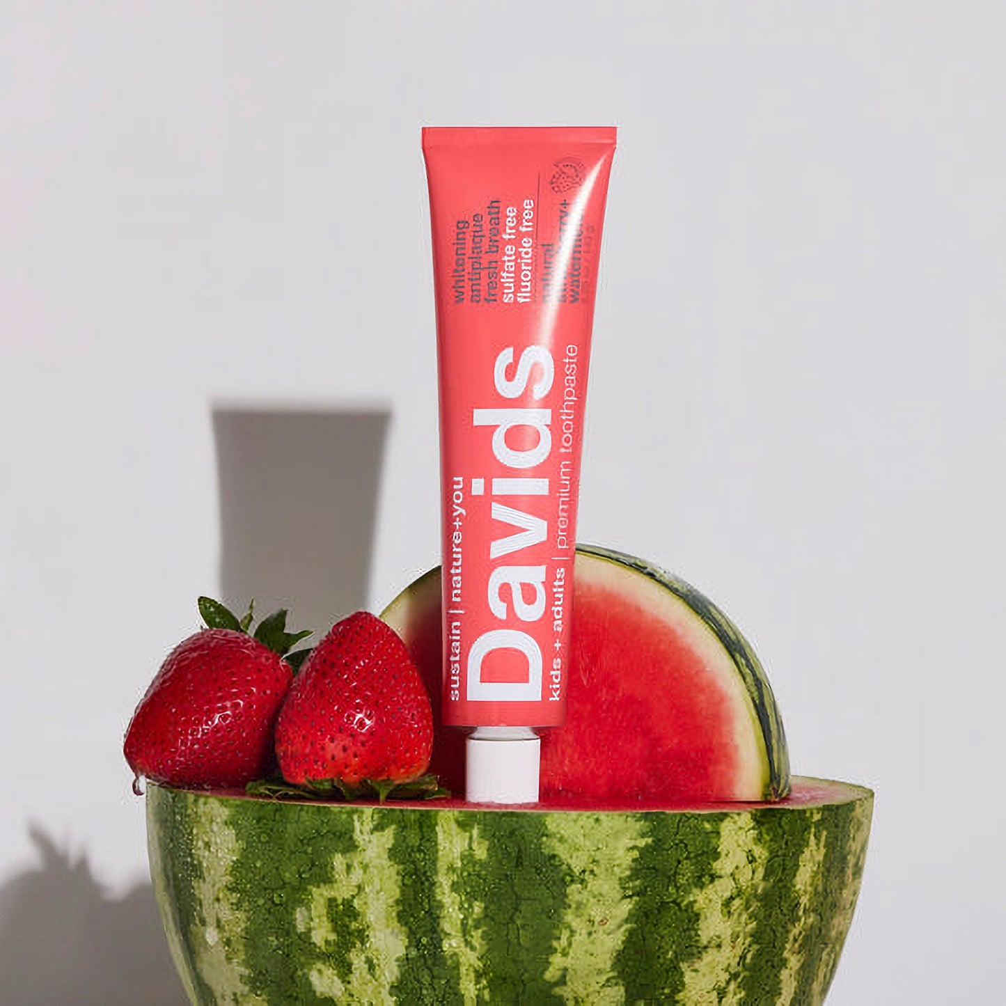 ストロベリースイカ 149g ホワイトニングトゥースペースト Davids / デイヴィッズ